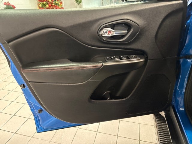 2020 Jeep Cherokee Trailhawk