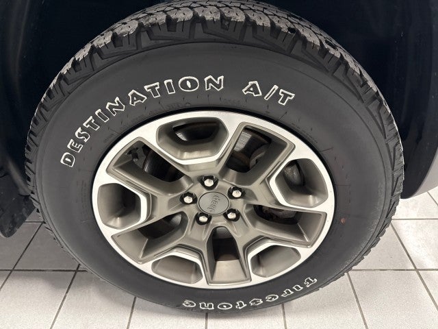 2020 Jeep Cherokee Trailhawk