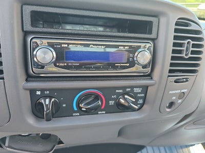 2000 Ford F-150 XL