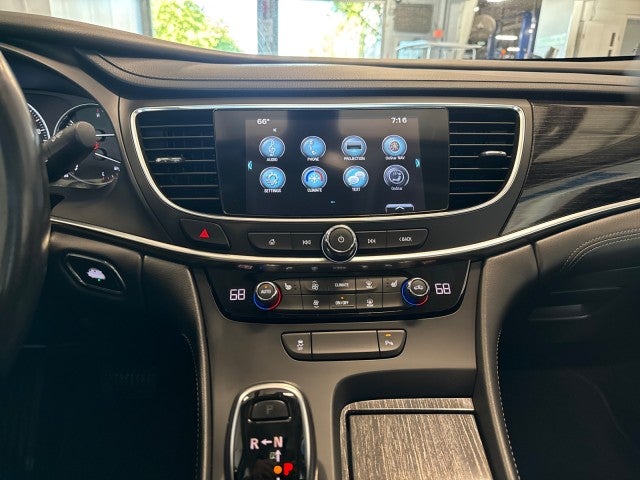 2017 Buick LaCrosse Essence