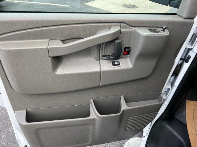 2022 Chevrolet Express Cargo 2500 WT