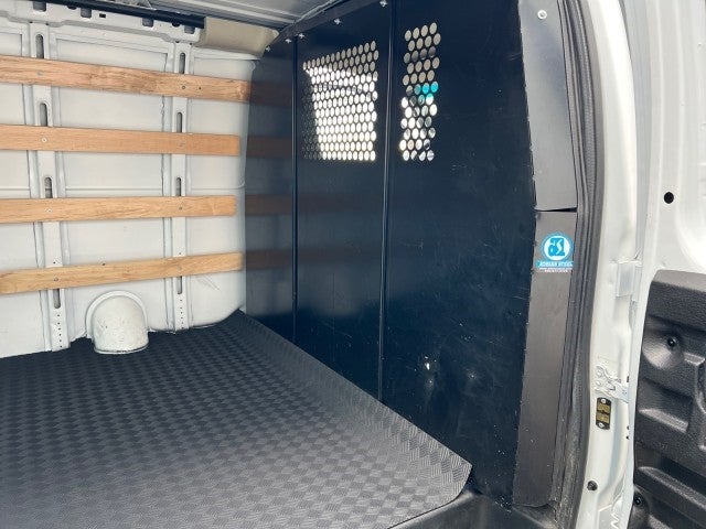 2022 Chevrolet Express Cargo 2500 WT