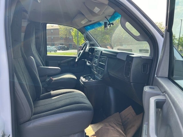 2022 Chevrolet Express Cargo 2500 WT