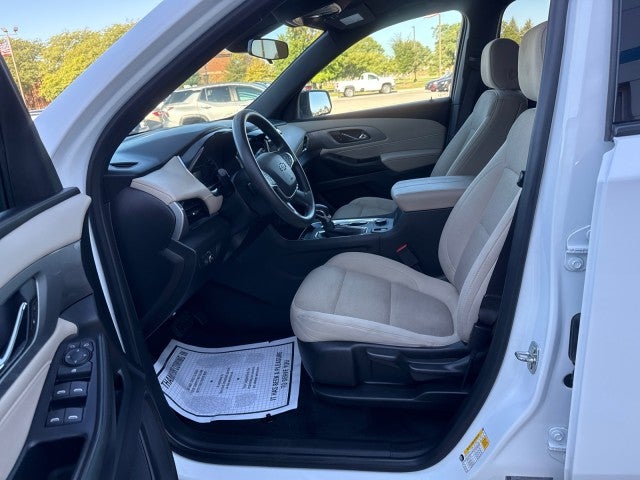 2022 Chevrolet Traverse LS