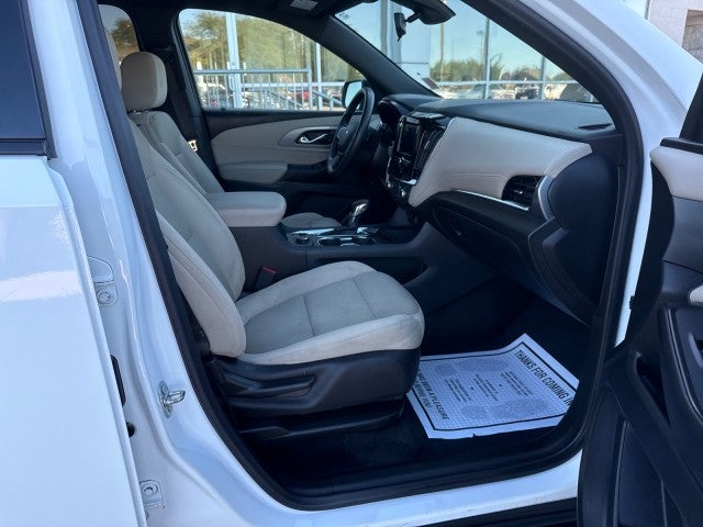 2022 Chevrolet Traverse LS