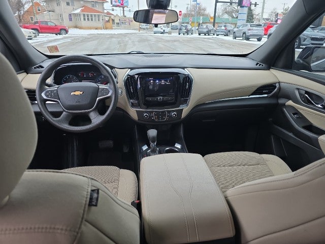 2023 Chevrolet Traverse LS