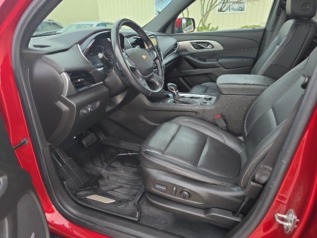 2022 Chevrolet Traverse LT Leather
