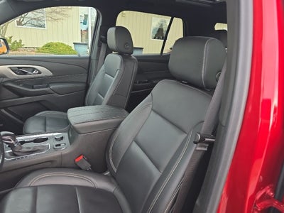 2022 Chevrolet Traverse LT Leather