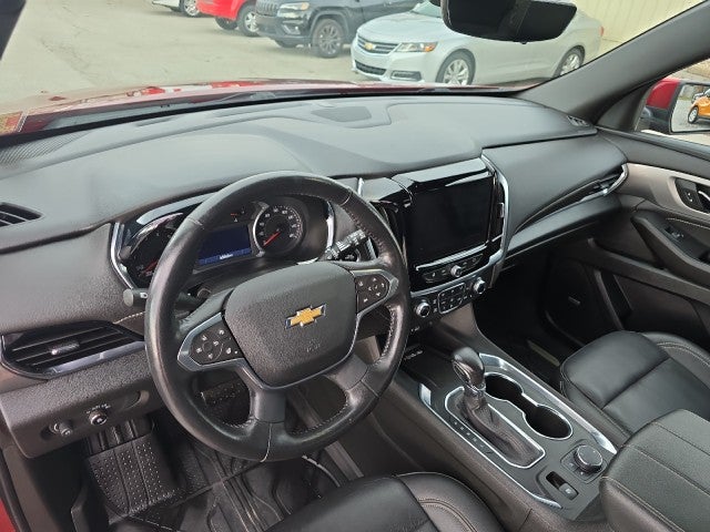 2022 Chevrolet Traverse LT Leather
