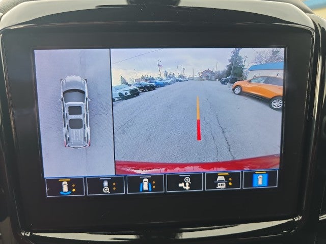 2022 Chevrolet Traverse LT Leather