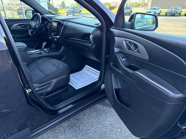 2024 Chevrolet Traverse Limited LT Cloth