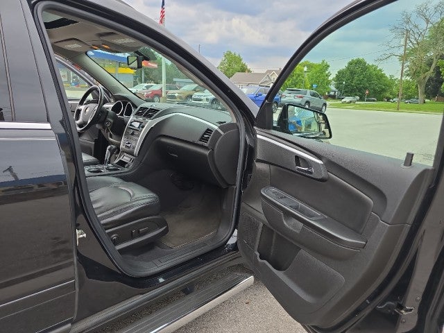 2011 Chevrolet Traverse LT w/2LT