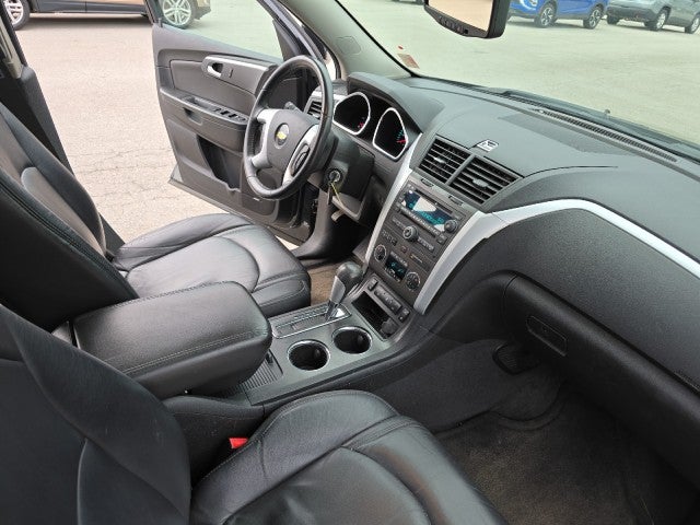 2011 Chevrolet Traverse LT w/2LT
