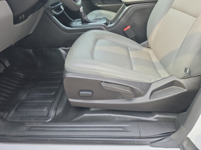 2022 GMC Canyon Elevation Standard