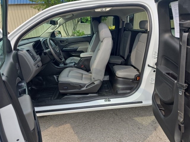 2022 GMC Canyon Elevation Standard