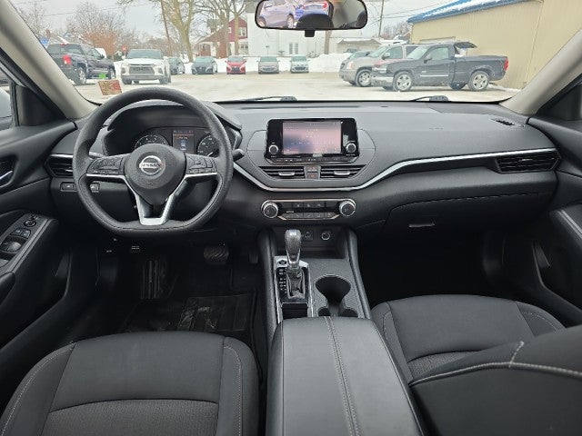 2022 Nissan Altima 2.5 S