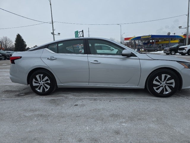 2022 Nissan Altima 2.5 S