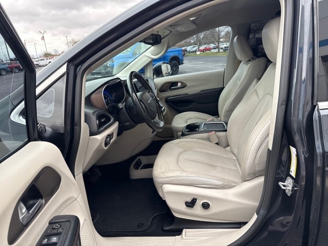 2019 Chrysler Pacifica Touring L Plus