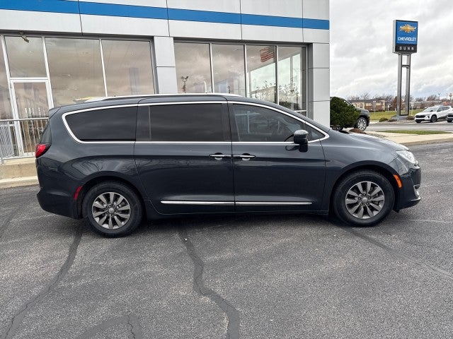 2019 Chrysler Pacifica Touring L Plus