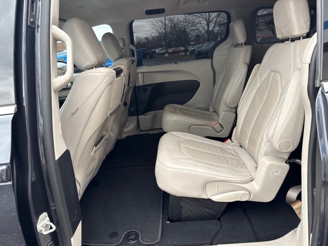 2019 Chrysler Pacifica Touring L Plus