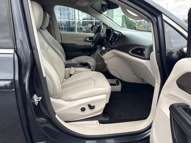 2019 Chrysler Pacifica Touring L Plus