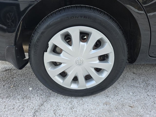 2019 Nissan Versa Sedan S Plus