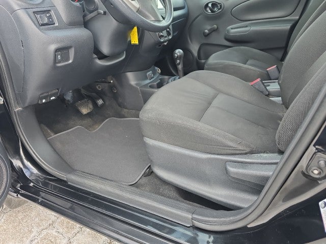 2019 Nissan Versa Sedan S Plus