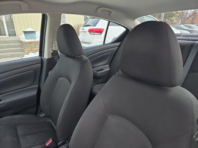 2019 Nissan Versa Sedan S Plus