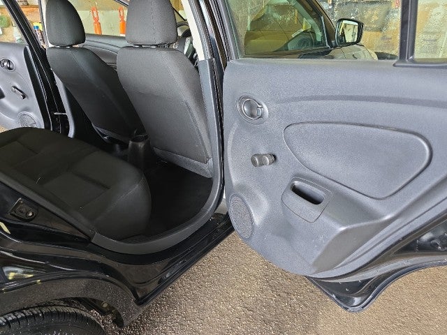 2019 Nissan Versa Sedan S Plus