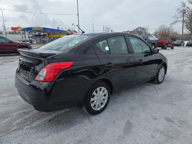 2019 Nissan Versa Sedan S Plus