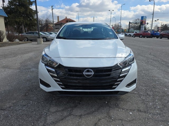 2024 Nissan Versa SV