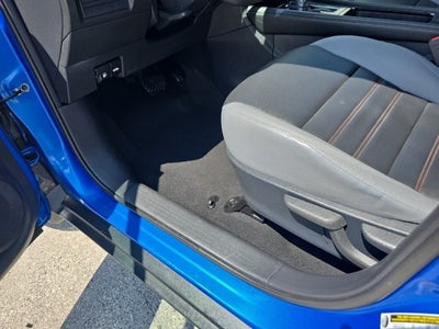 2021 Nissan Kicks SR