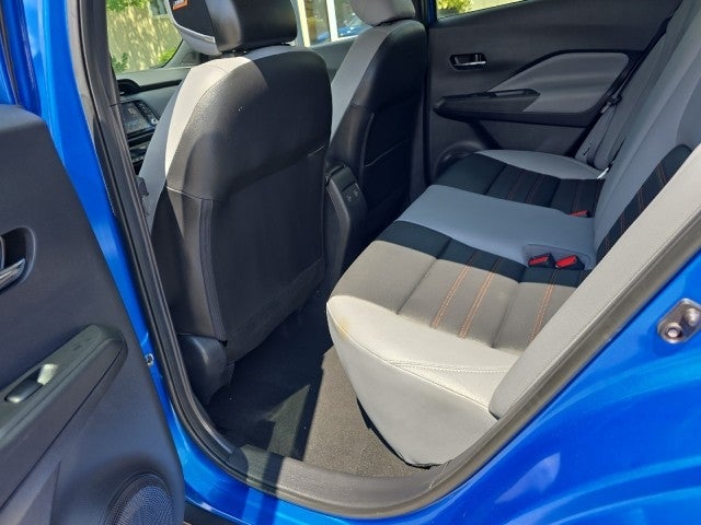 2021 Nissan Kicks SR