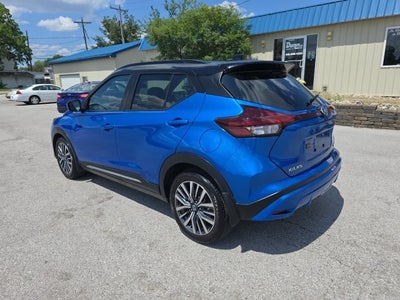 2021 Nissan Kicks SR