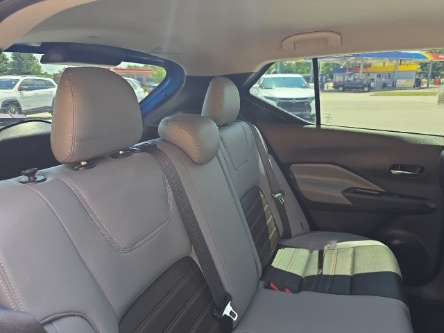 2021 Nissan Kicks SR