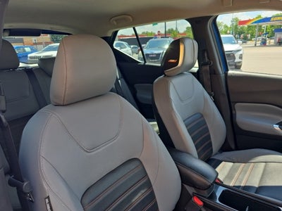 2021 Nissan Kicks SR