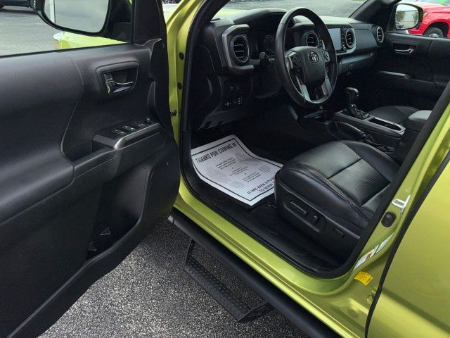 2022 Toyota Tacoma 4WD SR