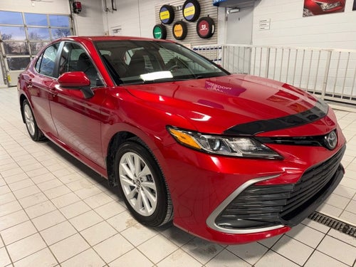 2024 Toyota Camry LE