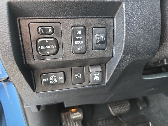 2019 Toyota Tundra 4WD SR5