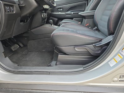 2024 Mitsubishi Outlander Sport S