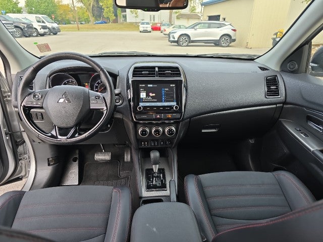 2024 Mitsubishi Outlander Sport S