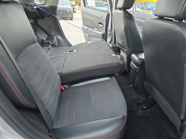 2024 Mitsubishi Outlander Sport S