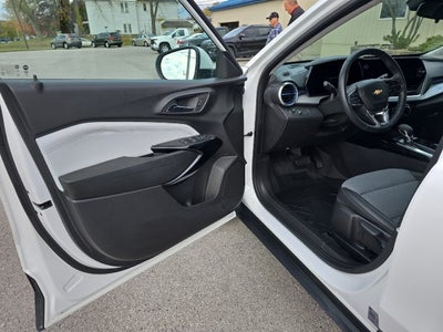 2024 Chevrolet Trax LT