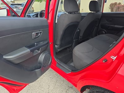 2013 Kia Soul Base