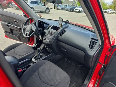 2013 Kia Soul Base